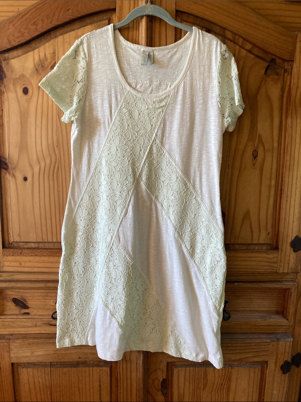 Women’s Sahalie mint green lace short sleeve midi dress size L